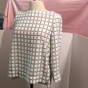Dalia gently used blouse